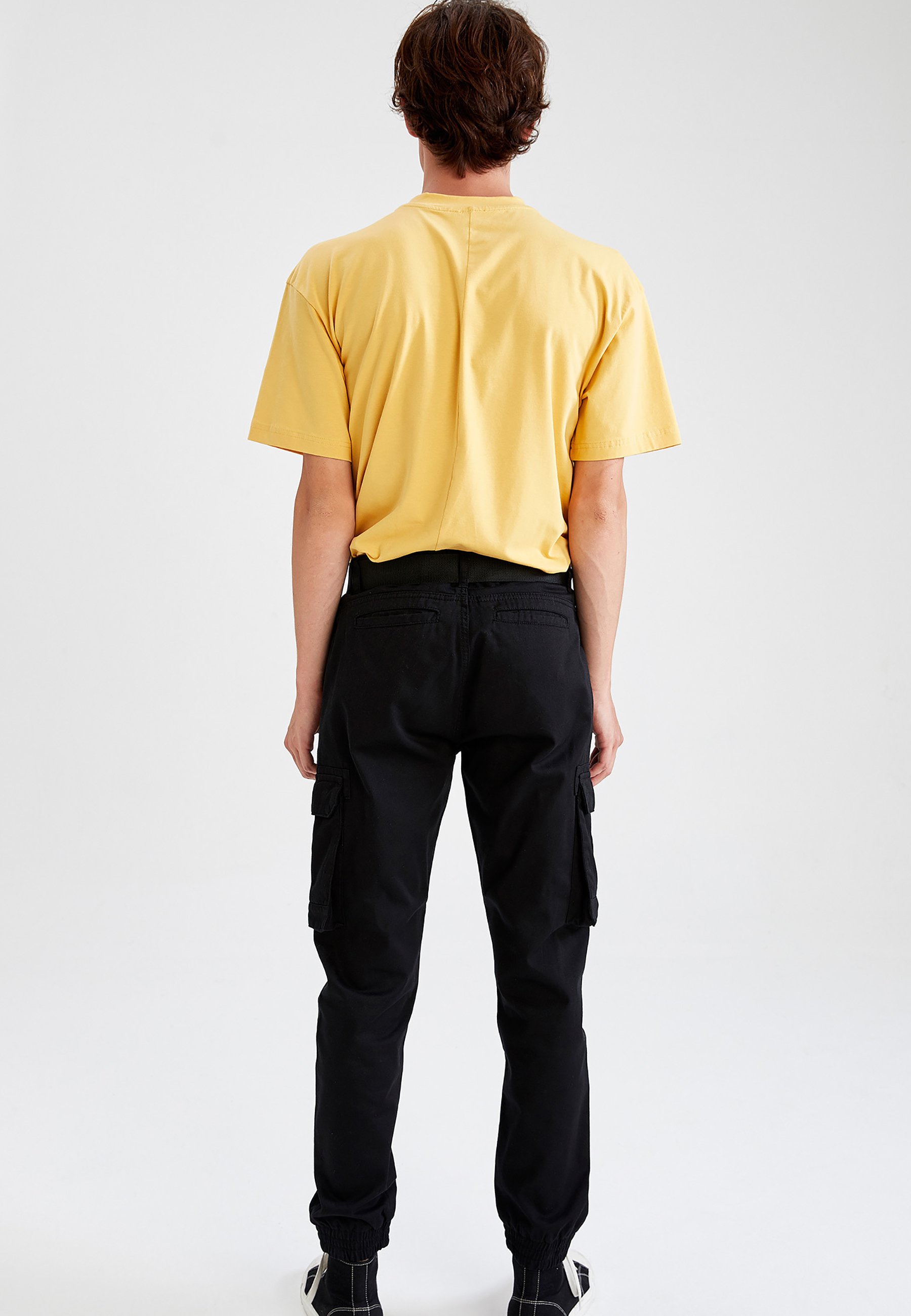 Pantalones regular fit de lana virgen | GIORGIO ARMANI Hombre