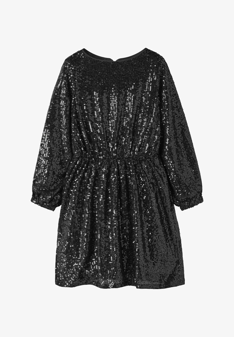 Robe noire à manches longues entièrement recouverte de sequins avec taille et poignets élastiques, présentant un col rond et un ourlet court.