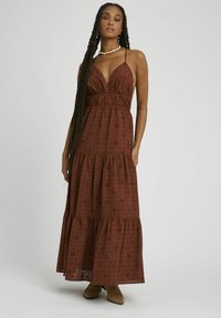 BZB LONGUE BRODERIE ANGLAISE - Robe longue - marron