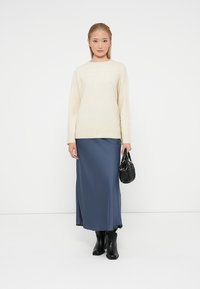ONLY ONLRENE LIFE BUTTON O NECK - Pulover - birch
