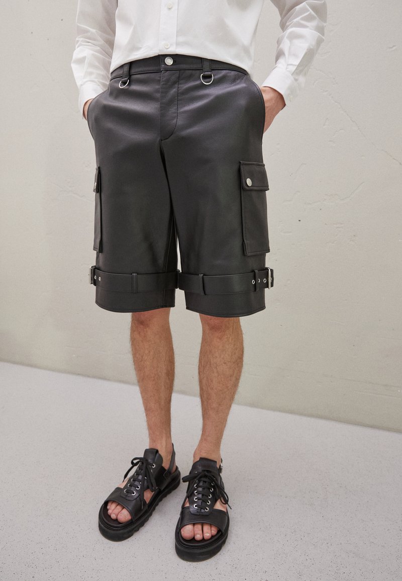 Moschino - Man - Black - Shorts