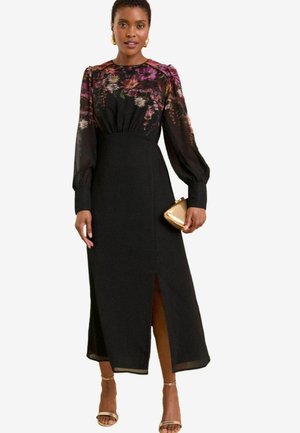 Love & Roses PLACEMENT FLORAL - REGULAR FIT - Freizeitkleid - black