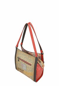 Sac à main coloré avec un motif crème et corail, des anses rouges et marron, et une poche zippée. Texture lisse avec des accents graphiques.