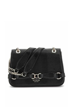 Borsa nera con un motivo a pelle di coccodrillo testurizzato, hardware in argento, doppi manici di cui uno a catena, e dettaglio con chiusura frontale.