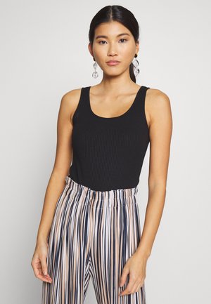 Top - black