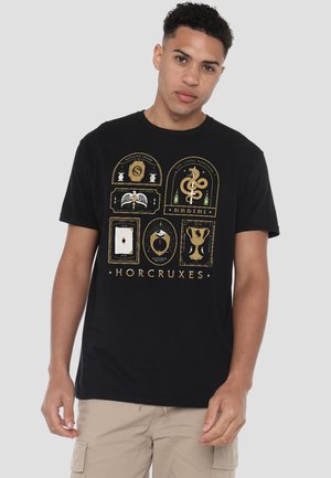 Cotton Soul, HARRY POTTER HORCRUX FIELD GUIDE - T-Shirt print - black