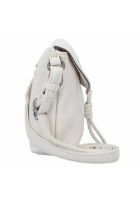 Weiße Leder-Crossbody-Tasche mit strukturierter Oberfläche, verstellbarem Riemen, silberfarbenen Beschlägen und einer seitlichen Knoten-Detail. Kompakte und schlanke Gestaltung.