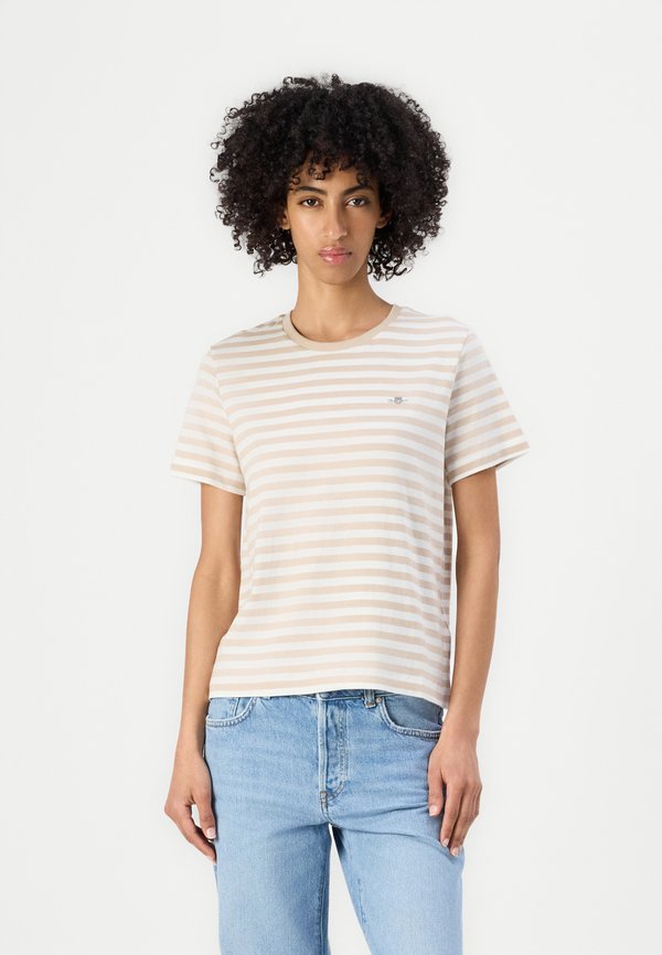 REGULAR STRIPED SHIELD  - Print T-shirt - dry sand