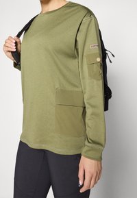 Icepeak Top s dlouhým rukávem - green