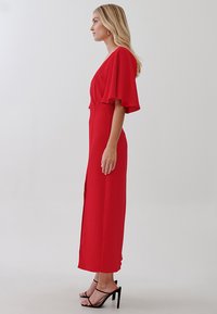 TUSSAH ABIGAIL MIDI - Denné šaty - red