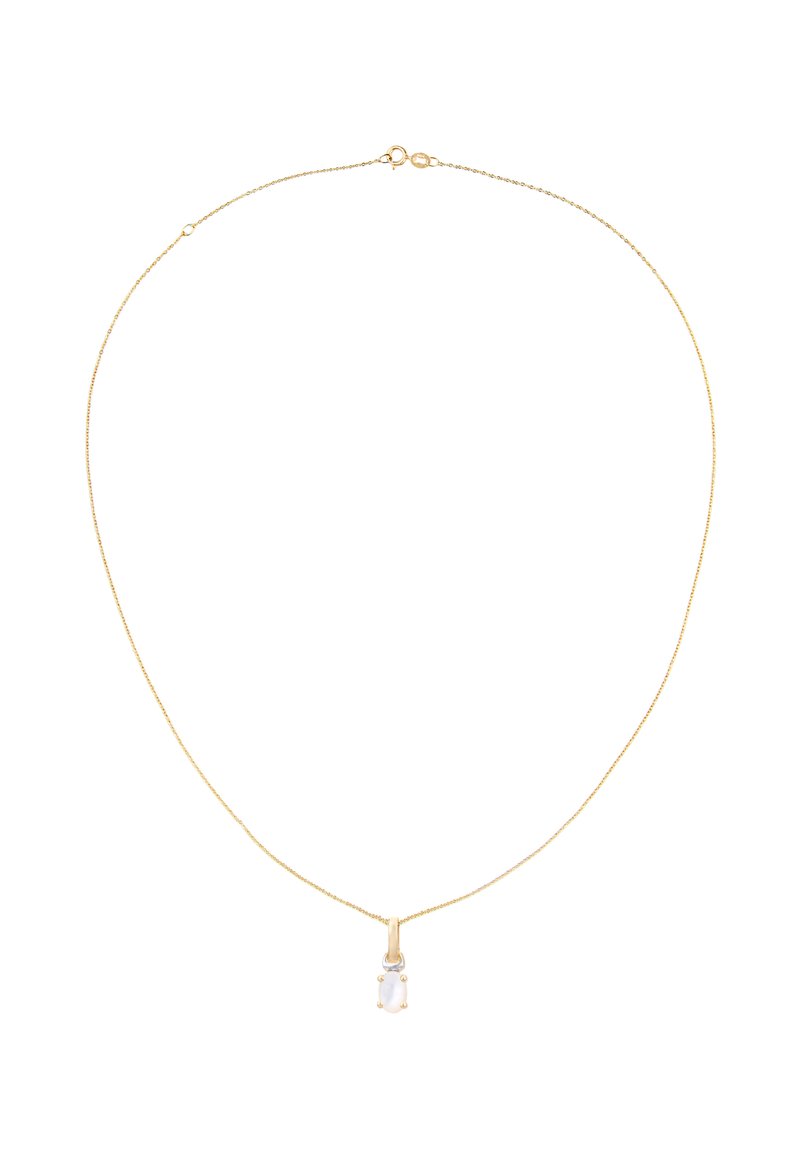 Collana in oro con un design a cavo fine, dotata di un pendente ovale traslucido fissato da una montatura a quattro artigli.