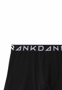 Zwarte boxershorts met een brede elastische tailleband waarop "RANKDAN" in het wit is gedrukt. Glad stoftextuur met een aansluitend ontwerp.