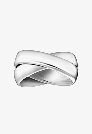Glatter, polierter Silberring mit einem breiten Band, das sich überkreuzt und ein elegantes, gedrehtes Design bildet.