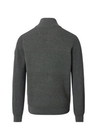 Gestrickter Pullover in dunkelgrau, mit hohem Kragen, langen Ärmeln und gerippten Bündchen und Saum. Keine sichtbaren Marken oder Muster.