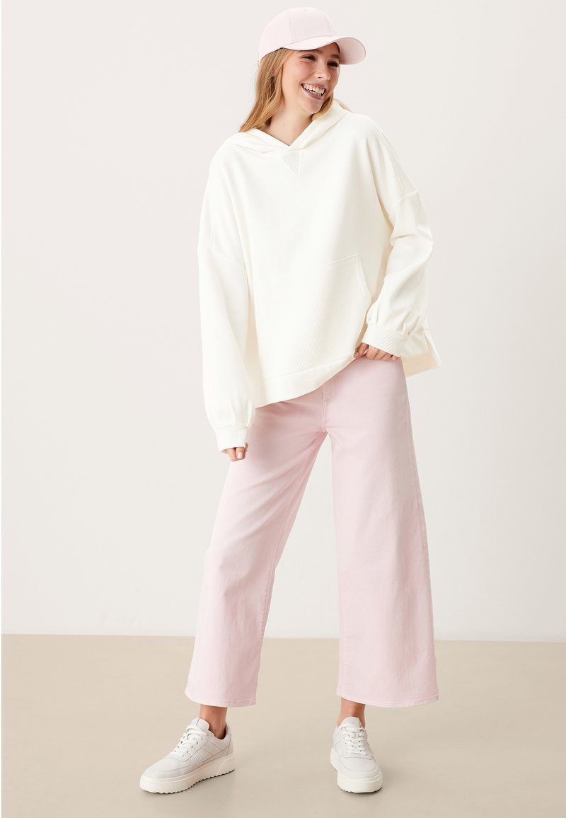 Damen Sweatshirts | QS by s.Oliver DOTÉ D’UNE POCHE KANGOUROU Sweatshirt off white/offwhite - RG32436 Damen Sweatshirts | QS by s.Oliver DOTÉ D’UNE POCHE KANGOUROU Sweatshirt off white/offwhite - RG32436