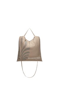 Inpakbare tas in beige met een zachte, gladde textuur. Heeft een diepe V-vorm, één lange schouderband en een bladachtige grafische design.