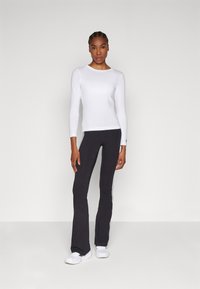 Champion ICONS LONG SLEEVE  - Bluză cu mânecă lungă - wihte
