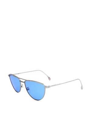 Occhiali da sole con montatura in metallo argentato, lenti a goccia specchiate blu e aste sottili su sfondo bianco.