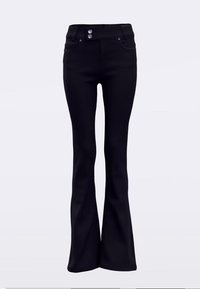 Zwarte flare jeans gemaakt van rekbare stof, met een hoge taille, twee steekzakken aan de voorkant en een dubbele knoopsluiting in de tailleband.