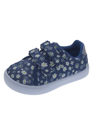Scarpa in tela blu navy con motivo floreale bianco e verde, dotata di due bande in Velcro, suola in gomma testurizzata e collarino imbottito.