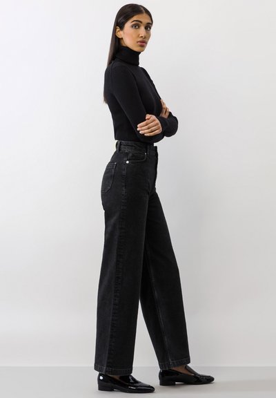 IVY OAK PIXIE - Leveälahkeiset - washed black