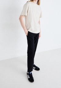 Only & Sons Chino kalhoty - black