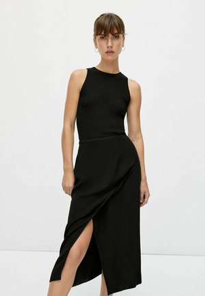 SCHLITZEN - A-line skirt - black