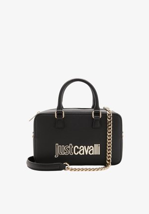 Sac à main rectangulaire noir avec double poignées, chaîne dorée et logo "Just Cavalli" en lettres dorées sur le devant.