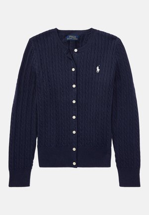 Laivastonsininen palmikkoneulepaidan takki valkoisilla napilla, pitkät hihat, pyöreä kaula-aukko ja vasemmassa rinnassa kirjailtu Polo Ralph Lauren -logo.