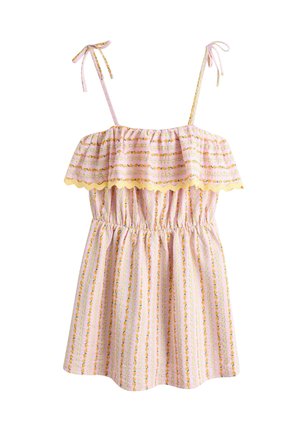 Rausva suknelė su atvirais pečiais ir raukiniais, reguliuojamomis petnešėlėmis, elastine juosmens juosta ir geltonų bei žalių akcentų raštu vertikaliomis linijomis.