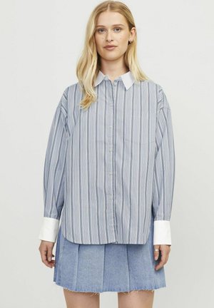 JXJAMIE LS RELAXED - Button-down blouse - skyway
