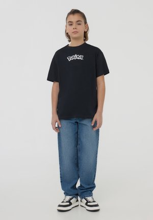 Terranova POKÉMON czarny