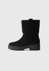 Winter boots - black