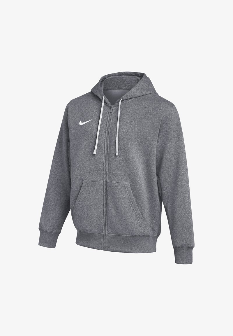 Szara bluza z kapturem na zamek błyskawiczny, z białymi sznurkami, przednimi kieszeniami, ściągaczami na mankietach oraz białym logo Nike w postaci znaku Swoosh na lewej stronie klatki piersiowej.