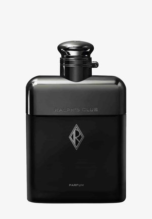 Czarny prostokątny flakon perfum z srebrną nakrętką, oznaczony "Ralph's Club" oraz diamentowym logo "RC" z przodu.