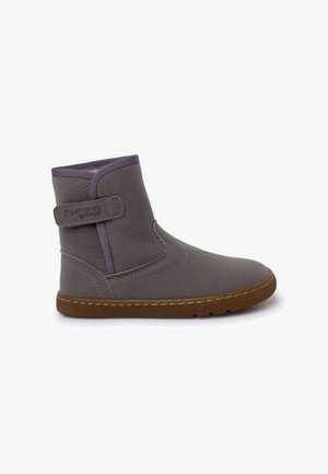 Pisamonas, Bottes de neige - gris