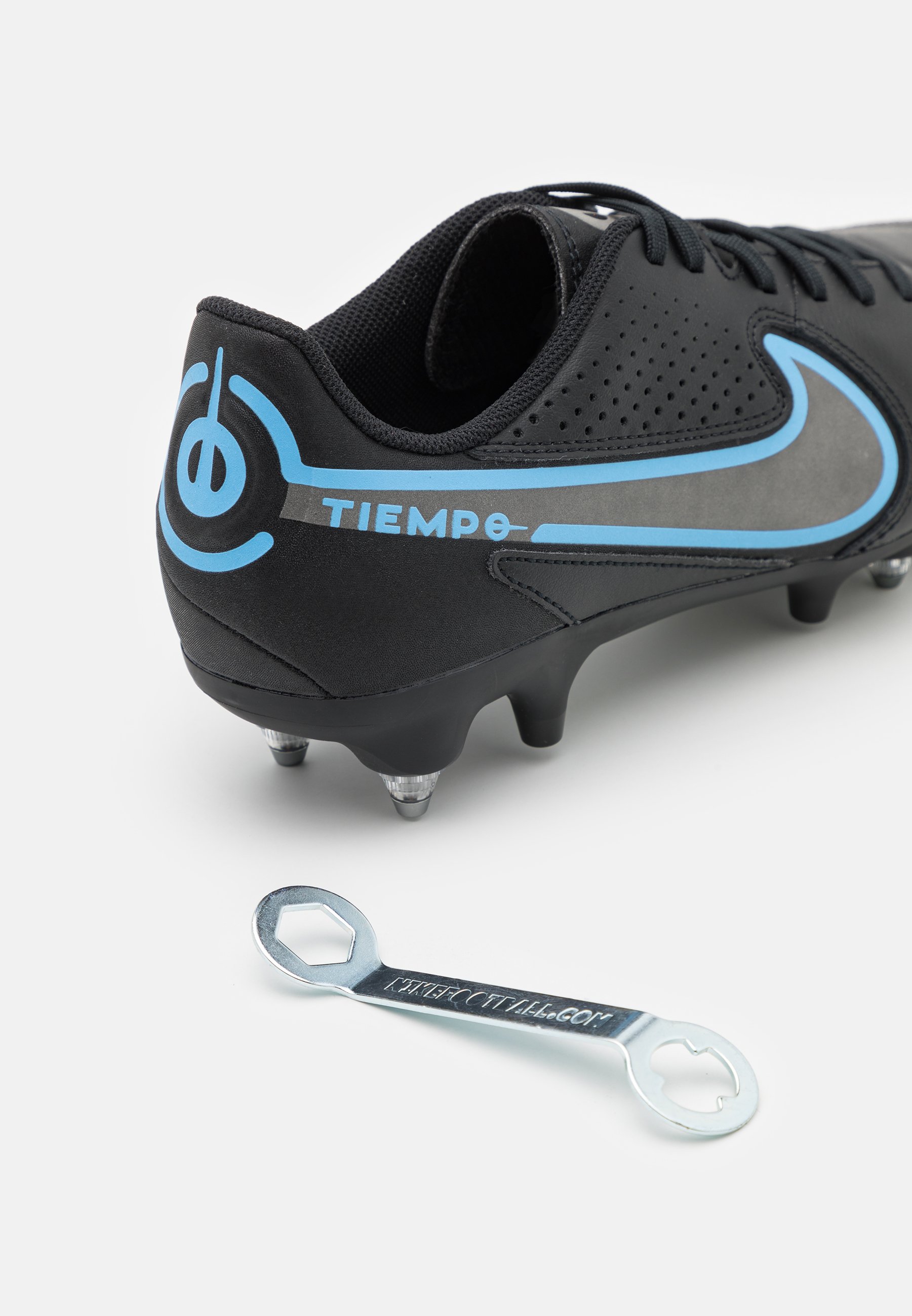 nike tiempo academy sg