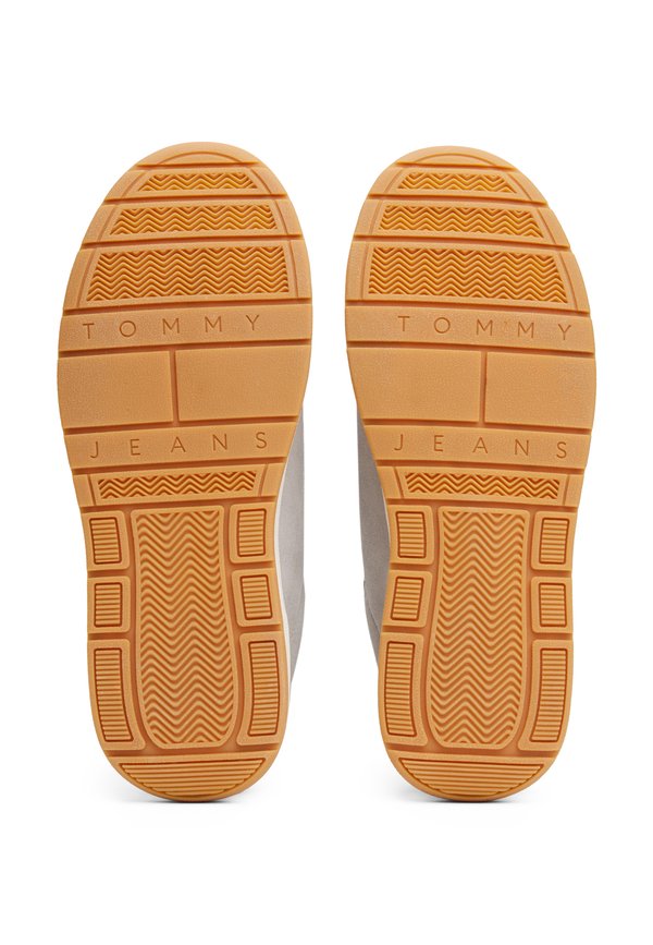 Skate shoes - granite road4