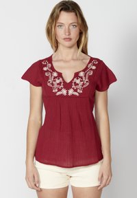 Koroshi SHORT SLEEVE PLEAS - Camicetta - granate maroon