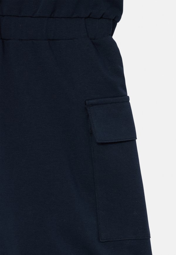 SPORTSWEAR - Jumpsuit3