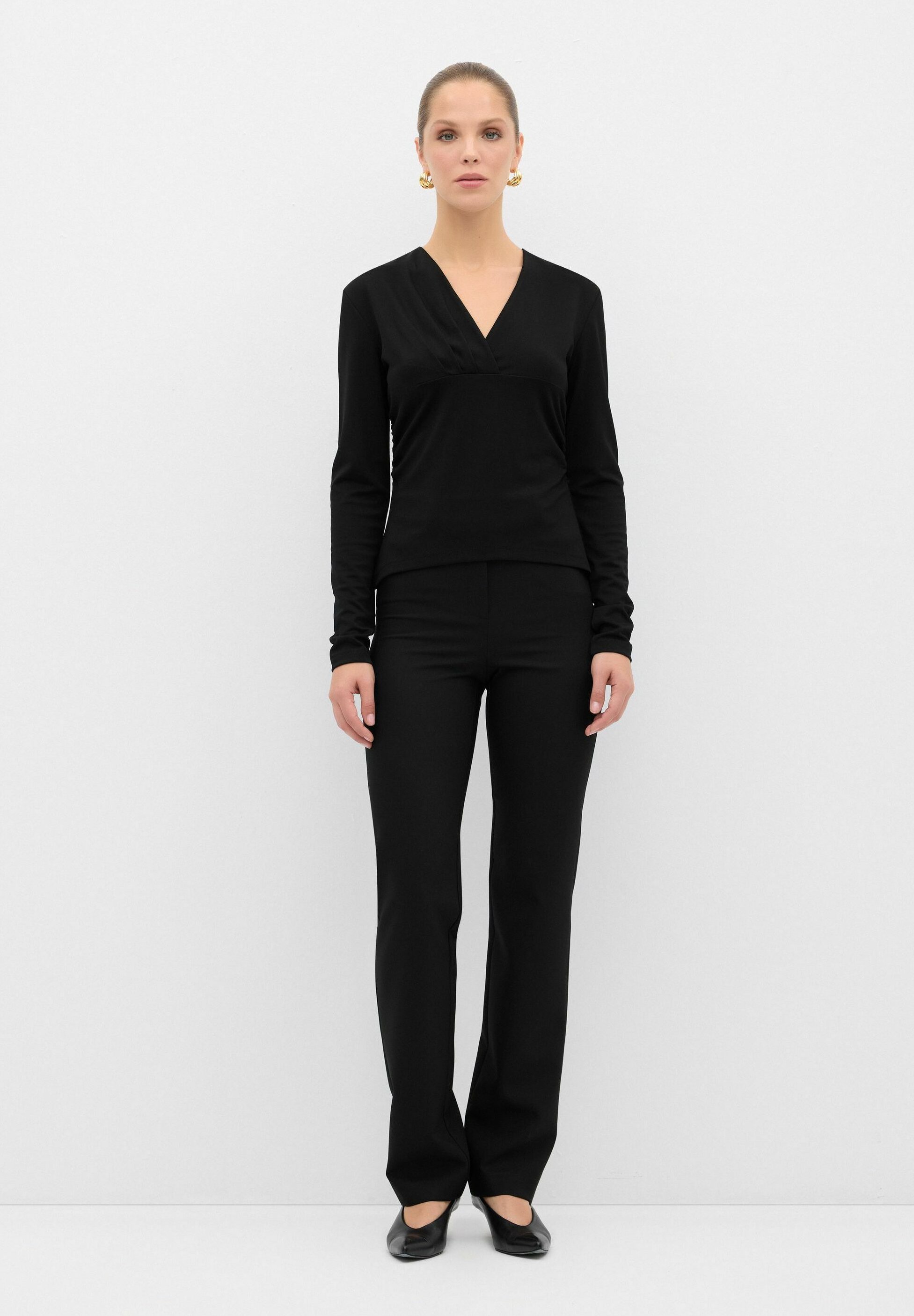 V neck long sleeve