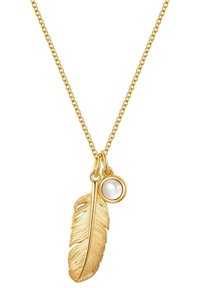 Zlati obesek v obliki peresa z bisernim poudarkom, ki vsebuje zapleteno detajliranje peresa in fino zlatim verižico.