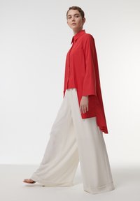 Leem ASYMMETRIC HEM - Blusa - red