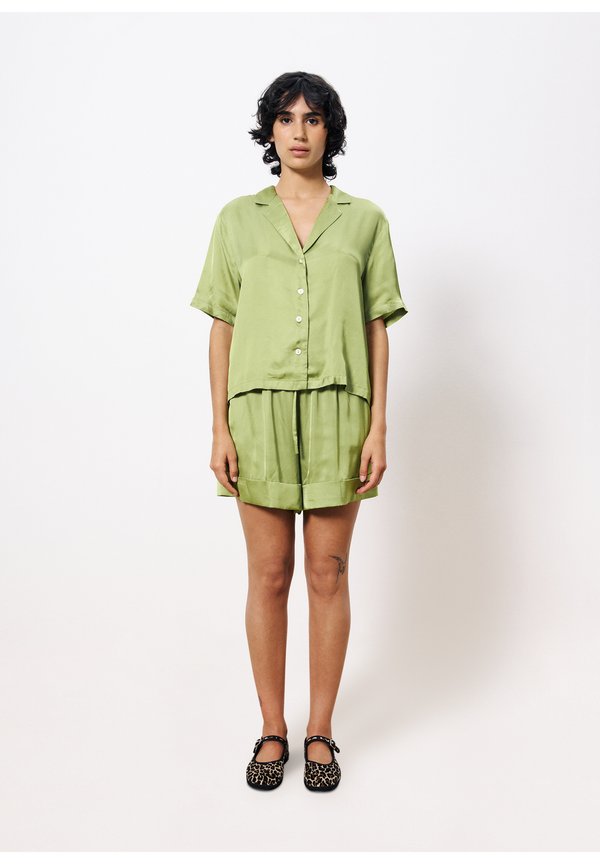 NOELLE - Shorts - citron vert