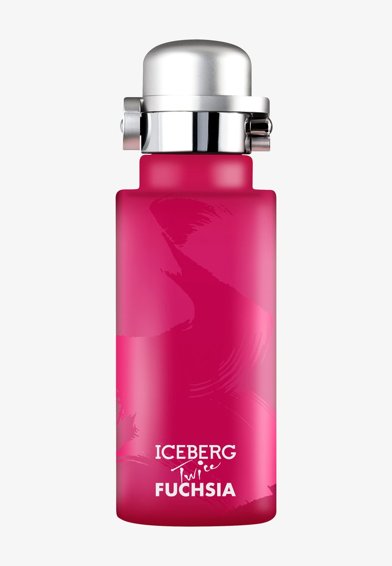 Bouteille de parfum fuchsia avec une finition brillante, en forme cylindrique, avec un capuchon argenté et un design abstrait. Le texte indique "ICEBERG Twice Fuchsia."