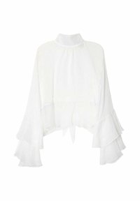 Blusa blanca transparente con cuello alto, ajuste holgado y mangas de campana con volantes en capas, con un detalle de lazo en la cintura.