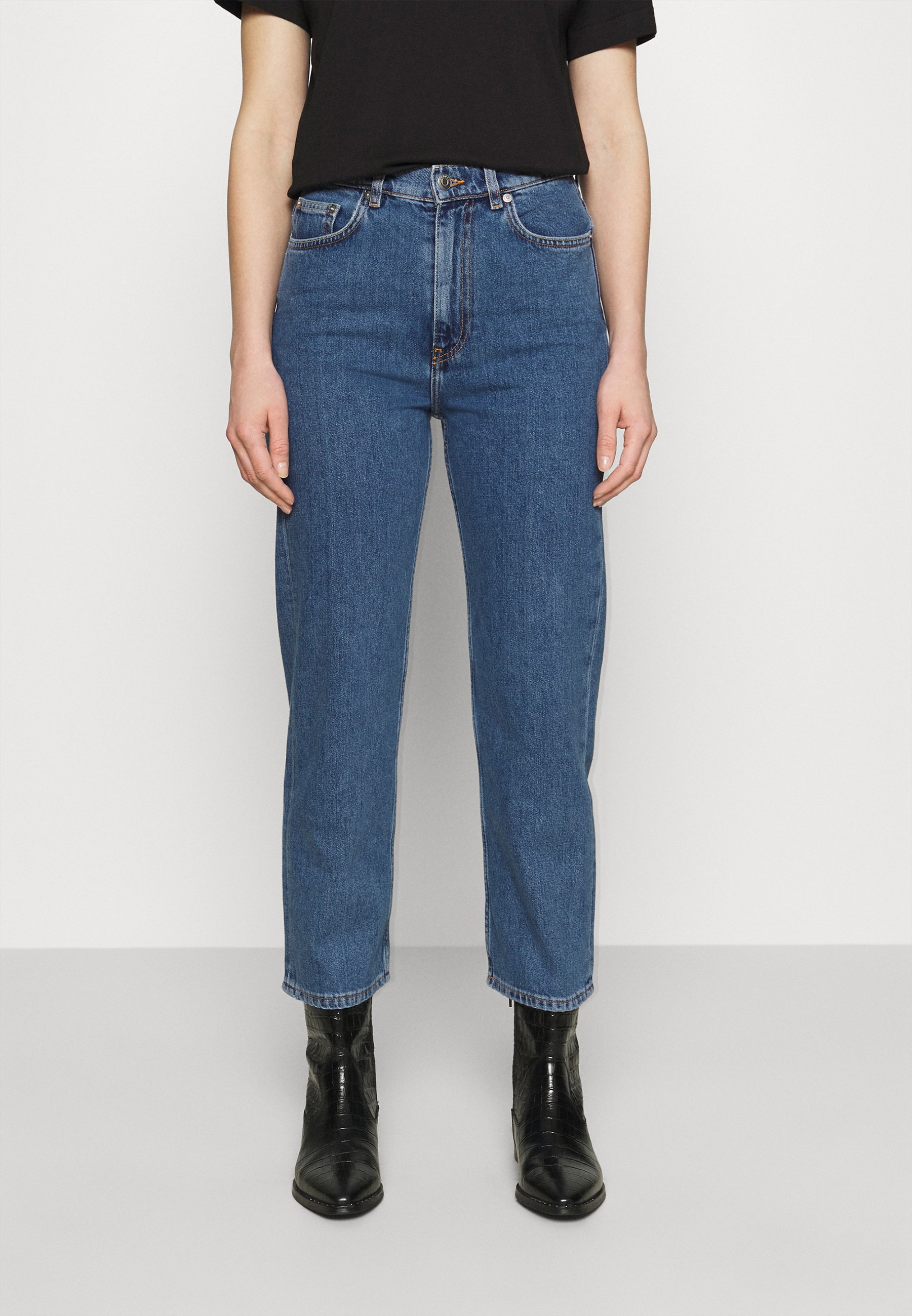 ARKET Relaxed fit jeans - washed blue 