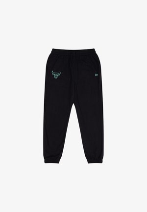 Pantaloni negri de tip jogger din bumbac moale, cu talie elastică, șnur ajustabil și un logo turcoaz cu un taur pe partea stângă.