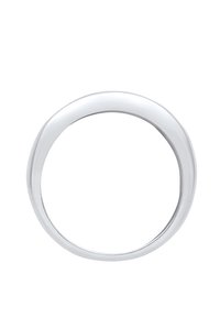 Anello in argento lucido con una fascia liscia e arrotondata. Presenta un design minimalista e uno spessore uniforme in tutta la sua lunghezza.