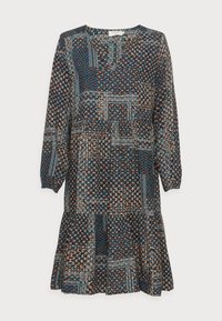 Vestido de manga larga con un diseño de patchwork en tonos azul, marrón y beige. Confeccionado en una tela ligera y con un detalle de falda en capas.